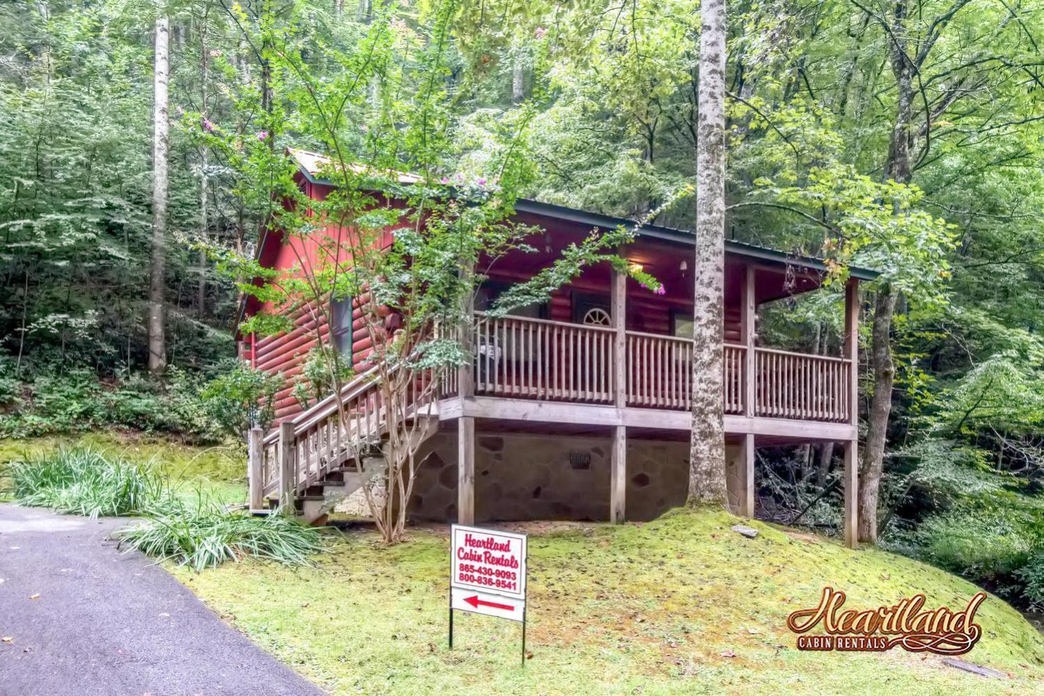 Romantic Retreat Villa Gatlinburg Room photo